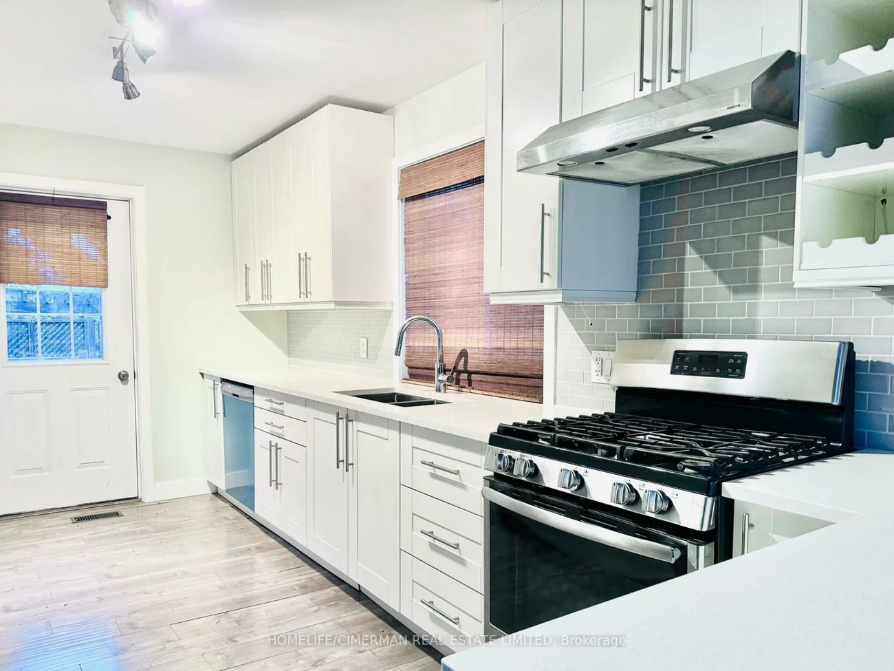 12, Creswick, Wellington, Barrie