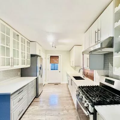 12, Creswick, Wellington, Barrie