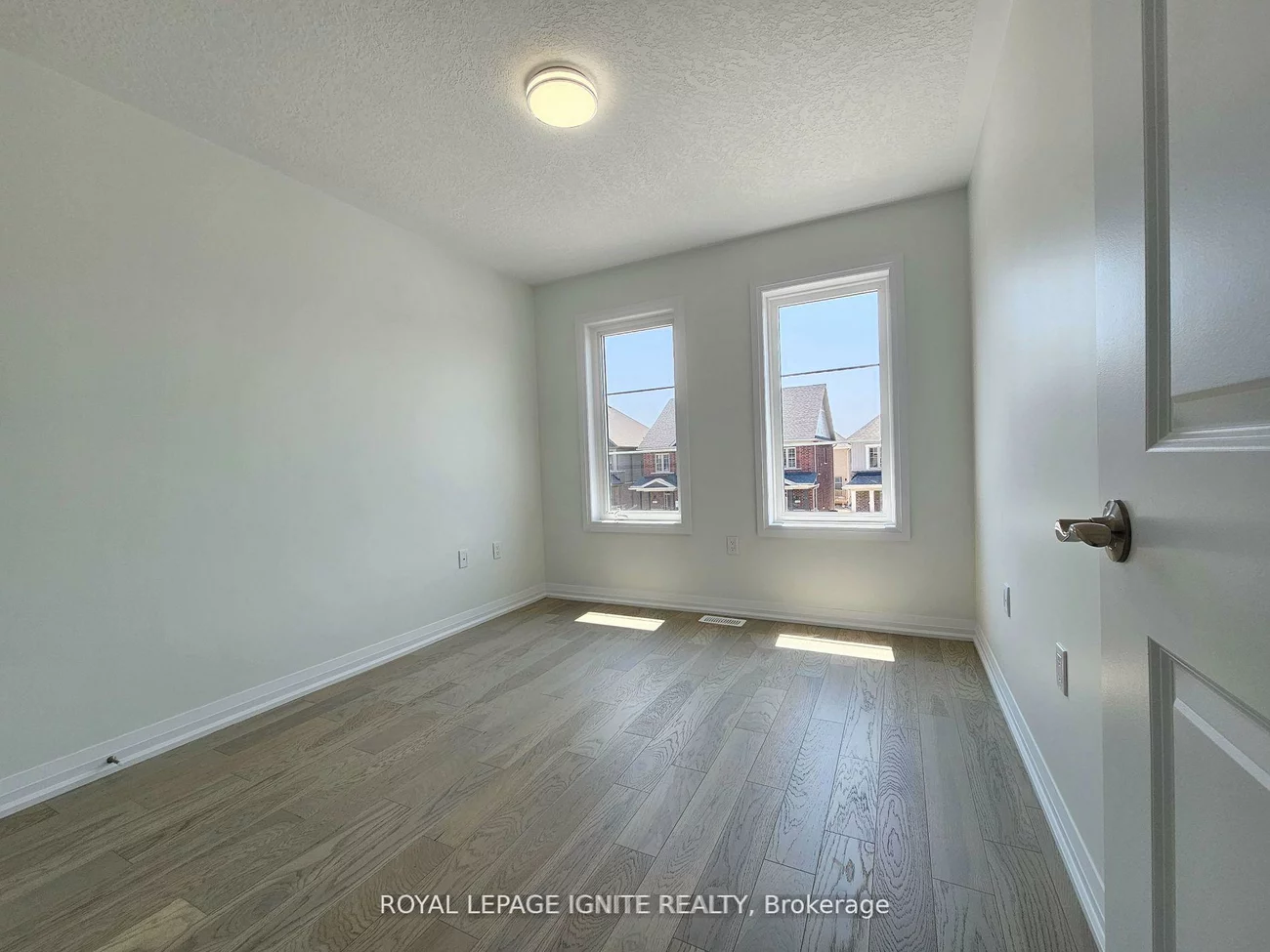 61, Copperhill, Painswick South, Barrie