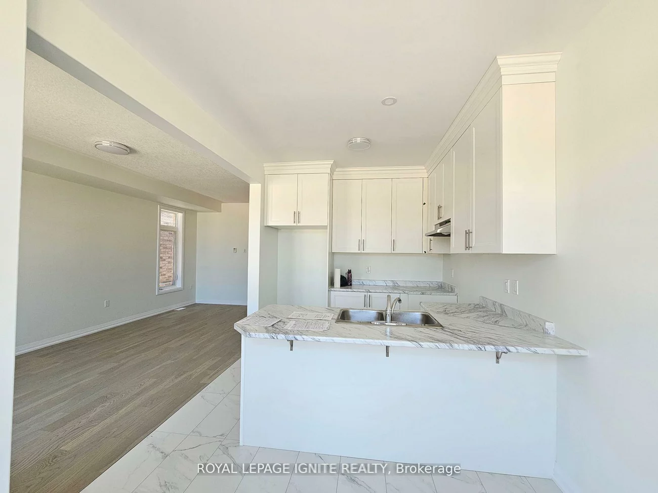 61, Copperhill, Painswick South, Barrie