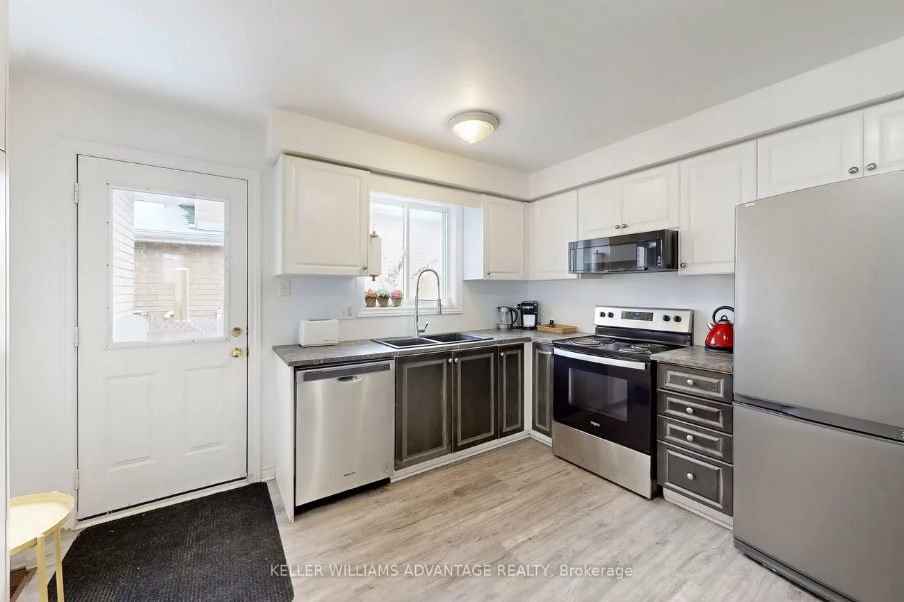 16, Nicole Marie, East Bayfield, Barrie