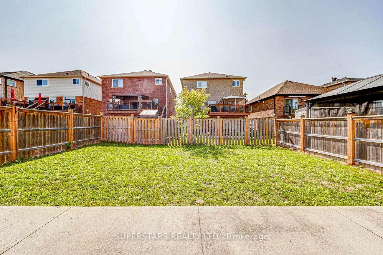 46, Majesty, Innis-Shore, Barrie