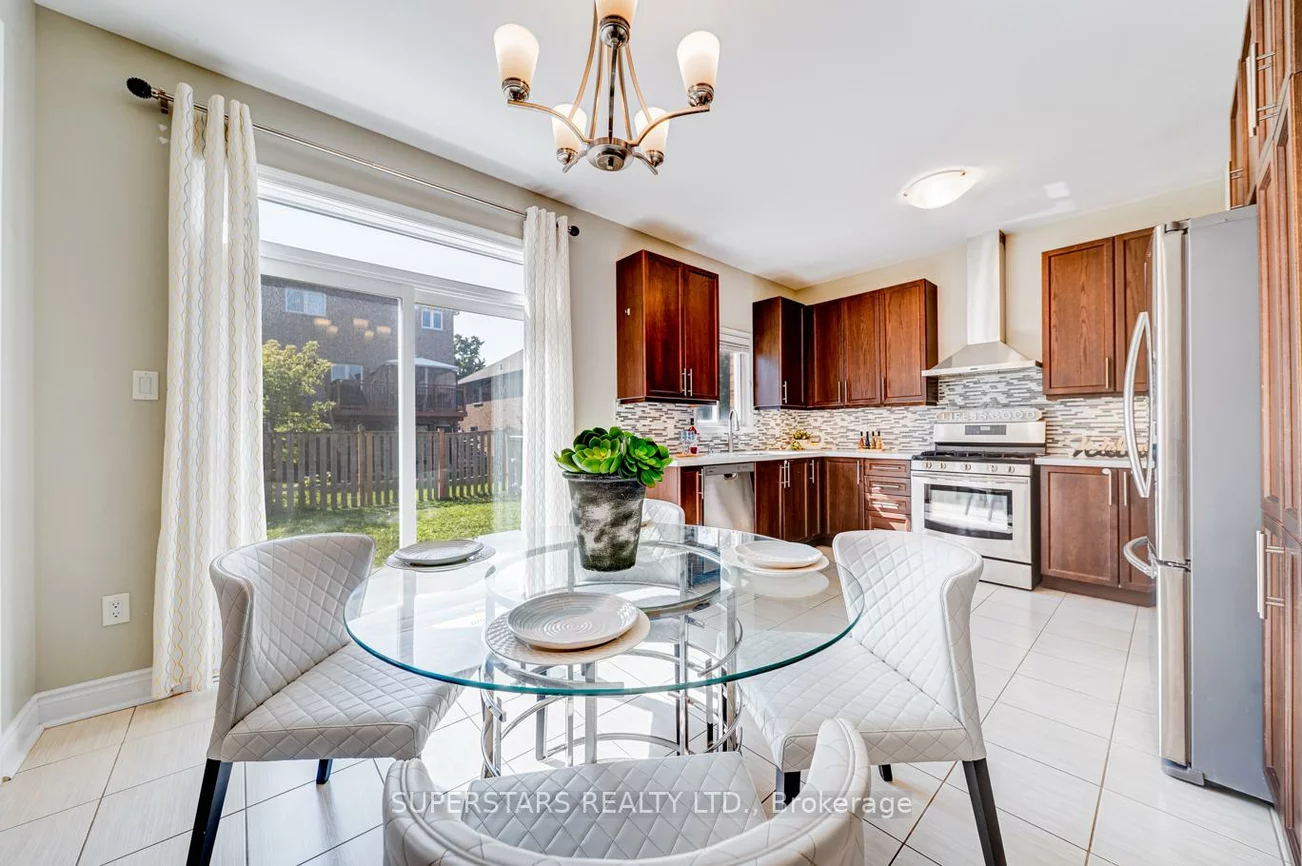 46, Majesty, Innis-Shore, Barrie