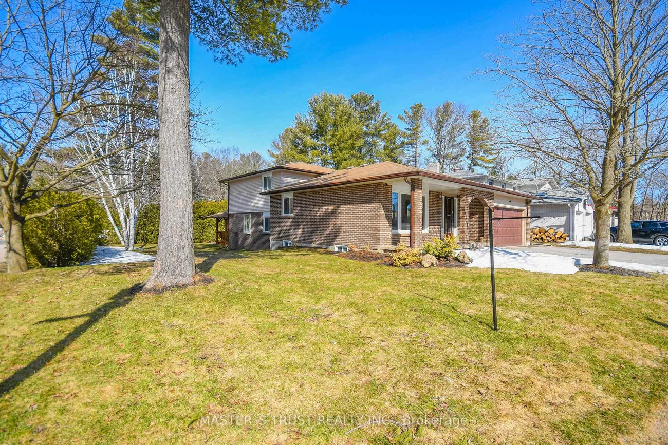 197, Browning, Letitia Heights, Barrie