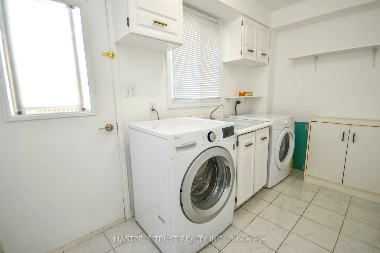 197, Browning, Letitia Heights, Barrie