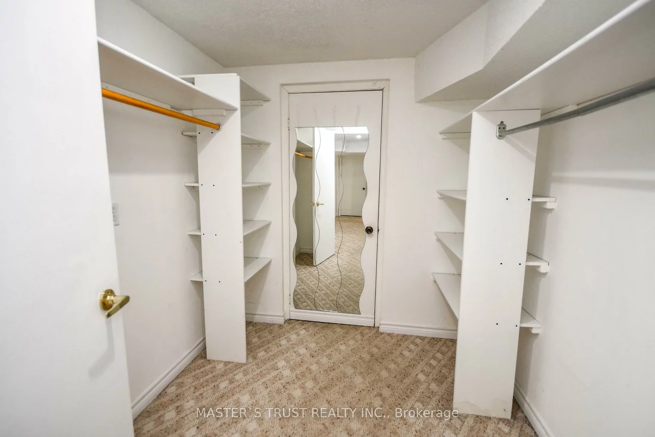 197, Browning, Letitia Heights, Barrie