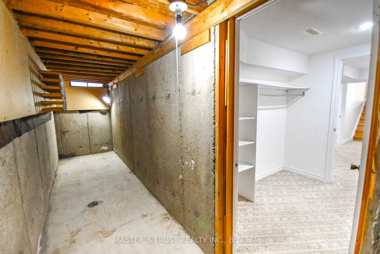 197, Browning, Letitia Heights, Barrie