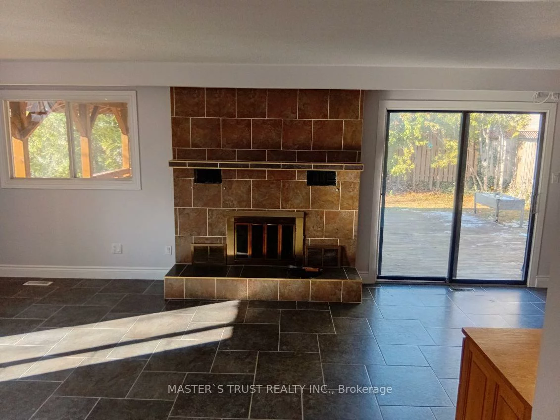 197, Browning, Letitia Heights, Barrie