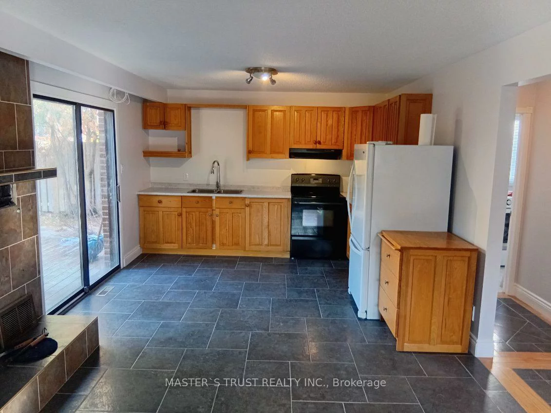 197, Browning, Letitia Heights, Barrie