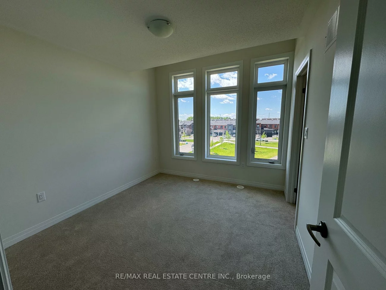 5, Cherry Hill, Painswick South, Barrie