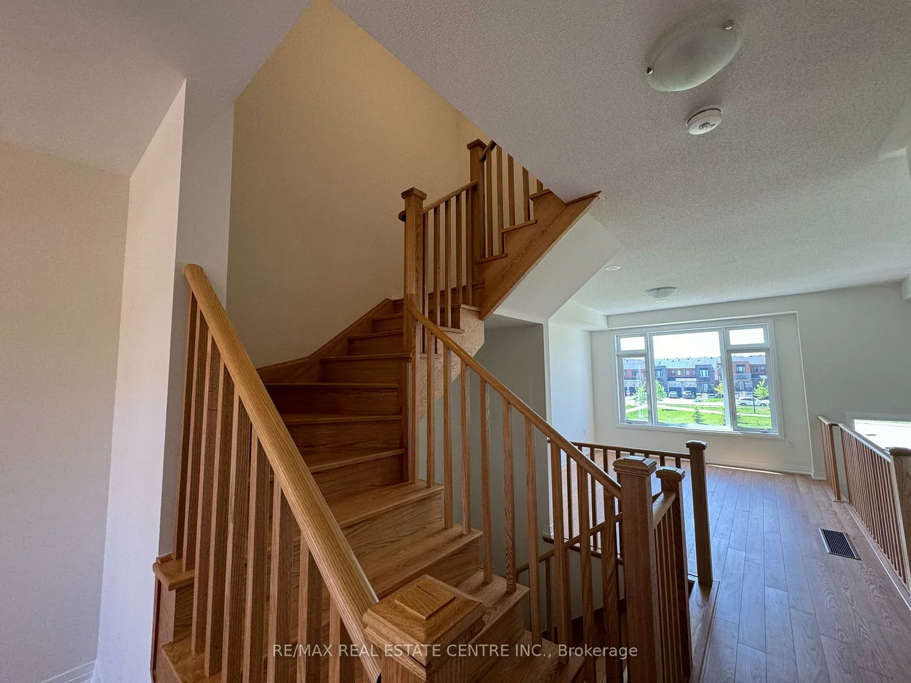 5, Cherry Hill, Painswick South, Barrie