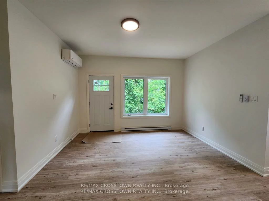 120, Dundonald, Codrington, Barrie