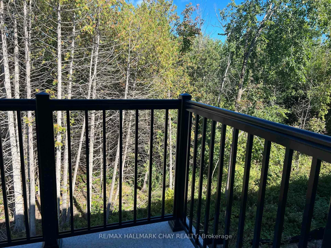 150, Blue Forest, Innis-Shore, Barrie