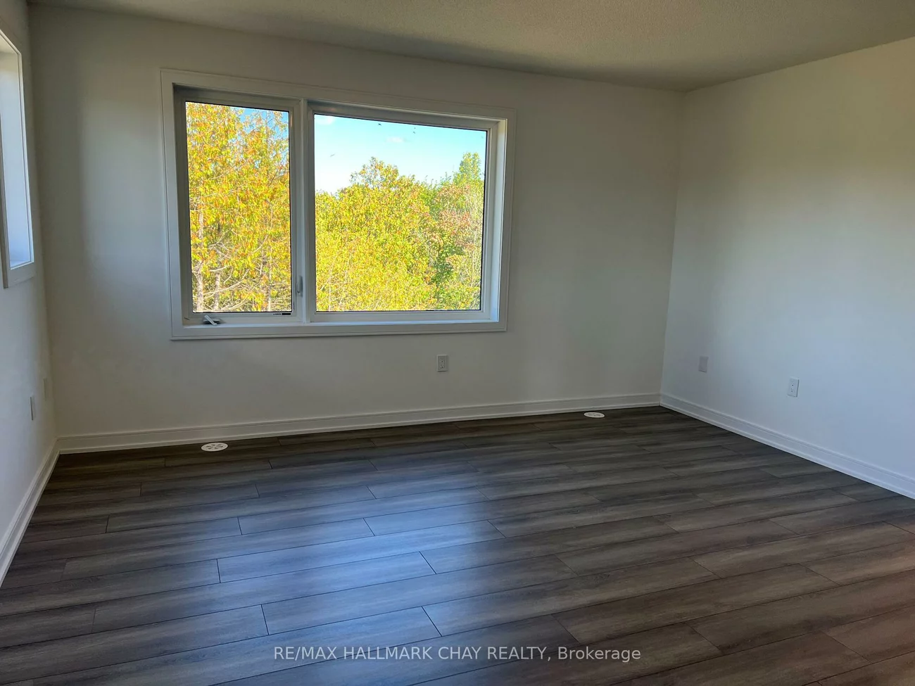 150, Blue Forest, Innis-Shore, Barrie