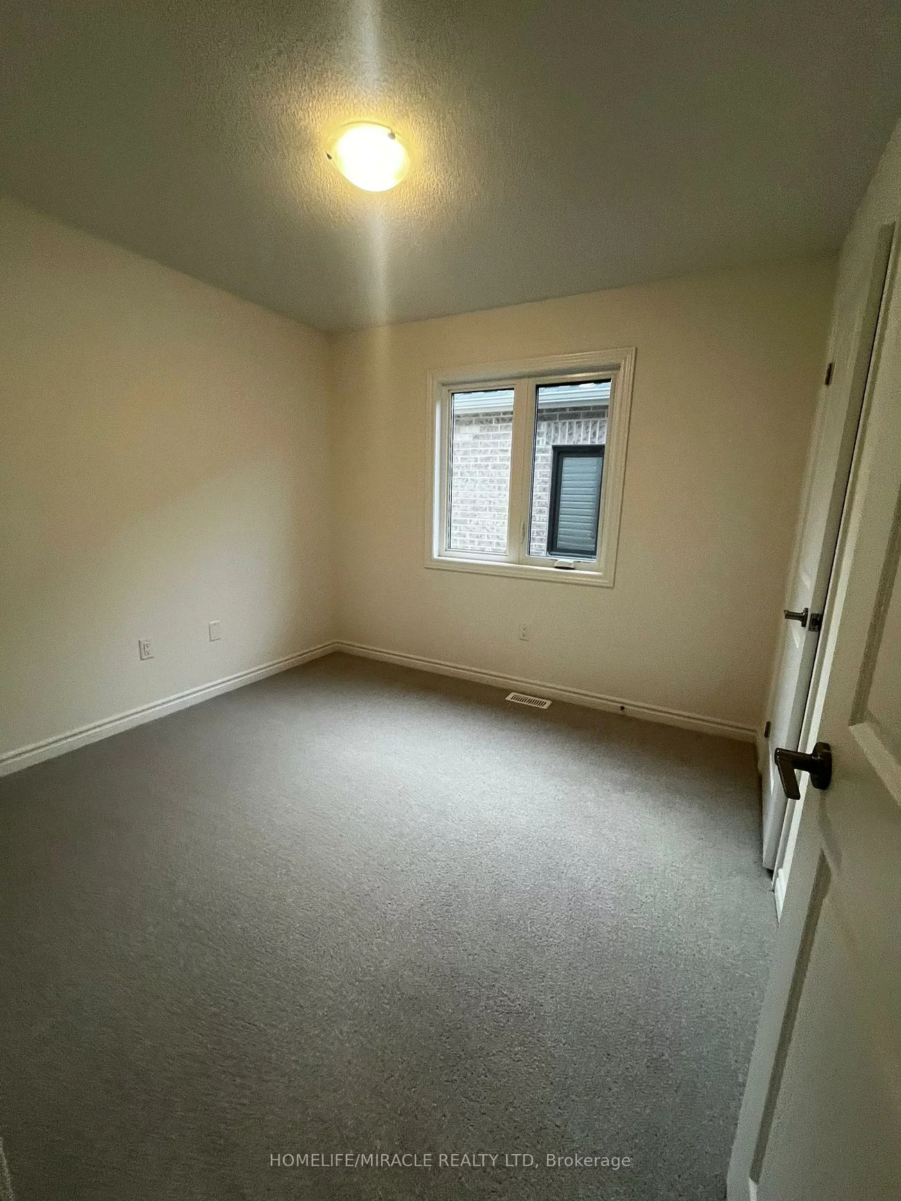 24, Phoenix, Rural Barrie Southeast, Barrie