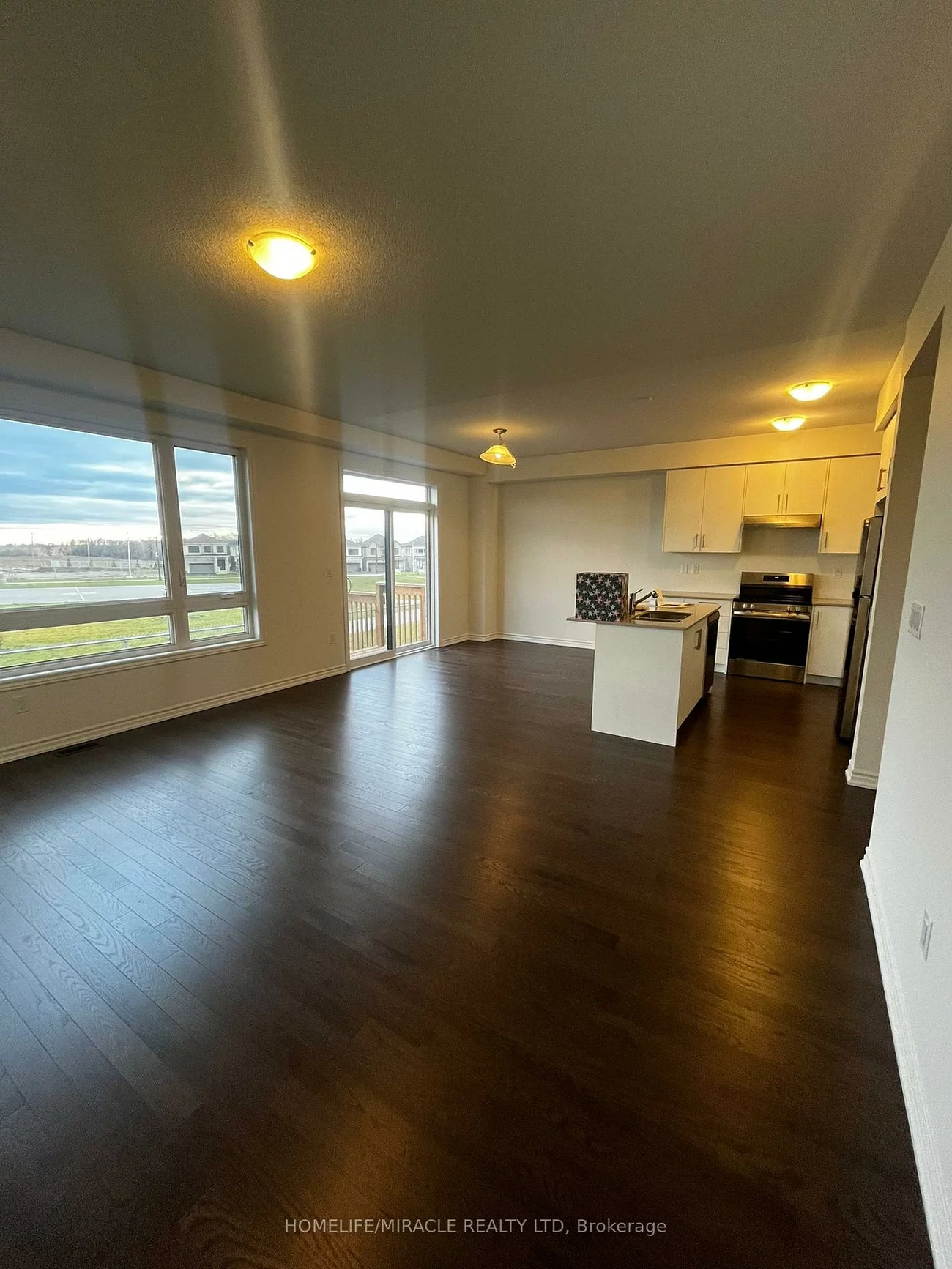 24, Phoenix, Rural Barrie Southeast, Barrie