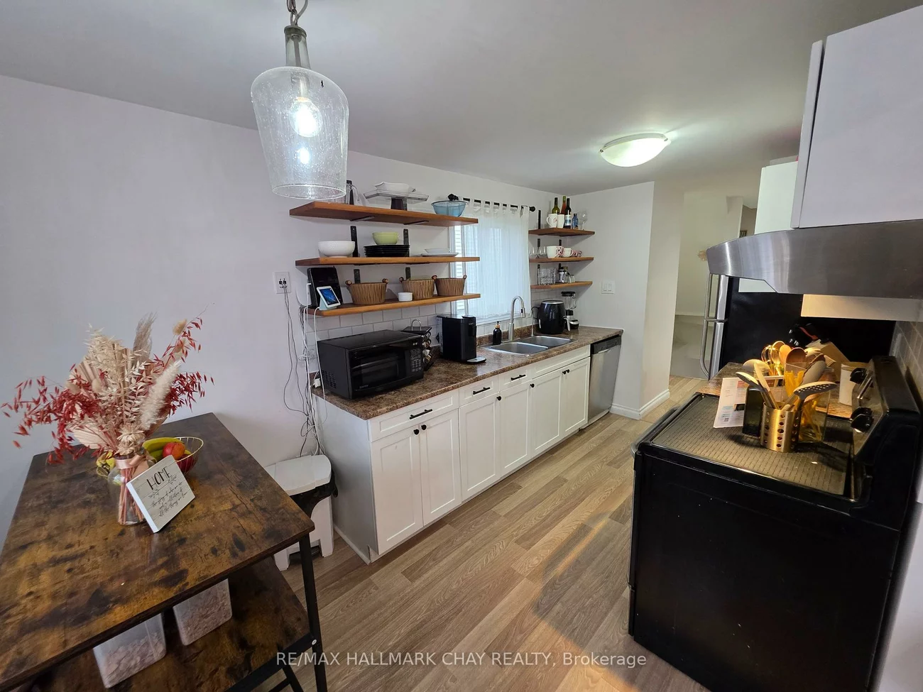 54, Shakespeare, Letitia Heights, Barrie