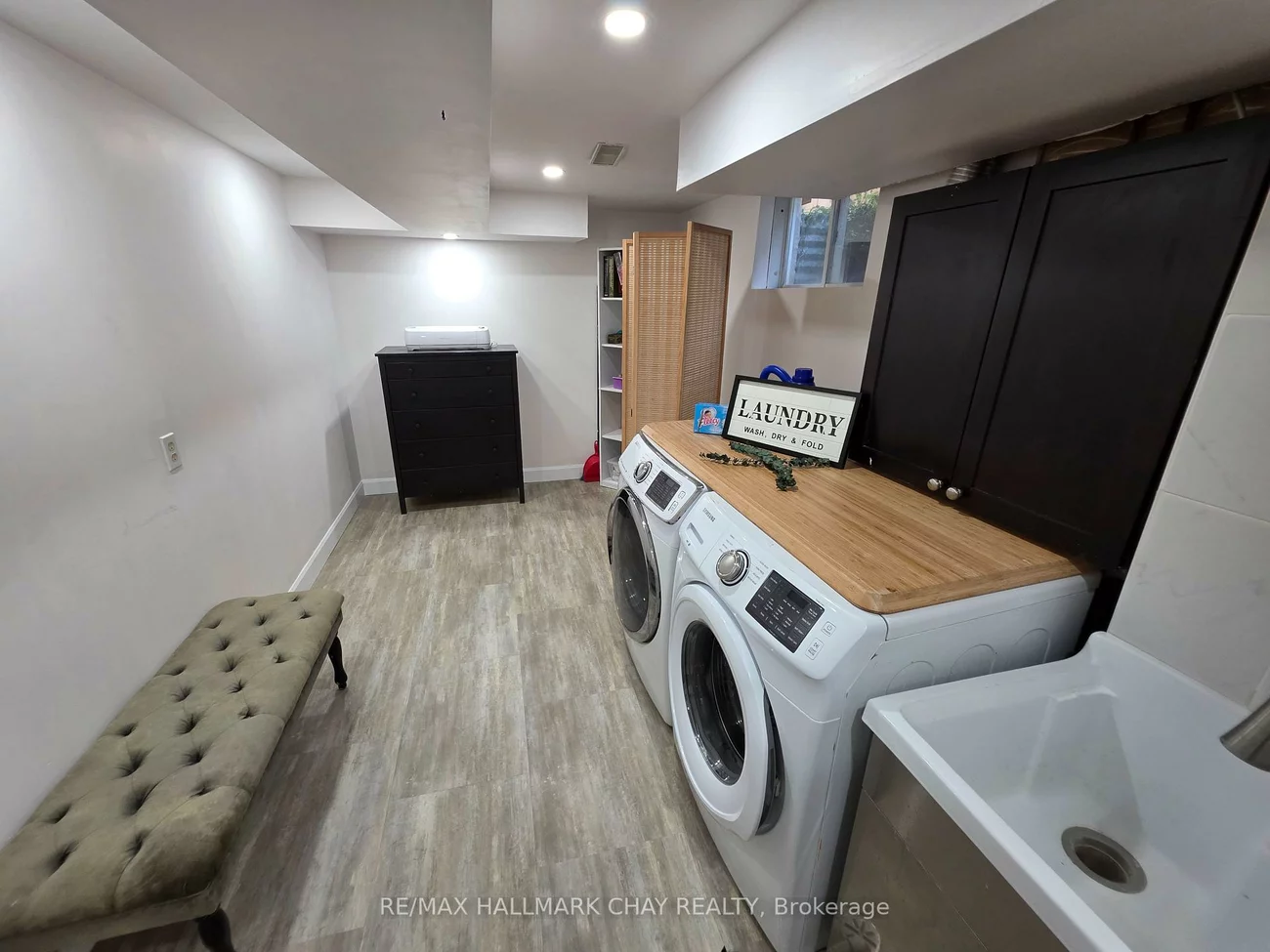 54, Shakespeare, Letitia Heights, Barrie