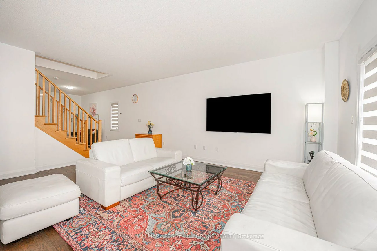 42, Alaskan, Rural Barrie Southwest, Barrie