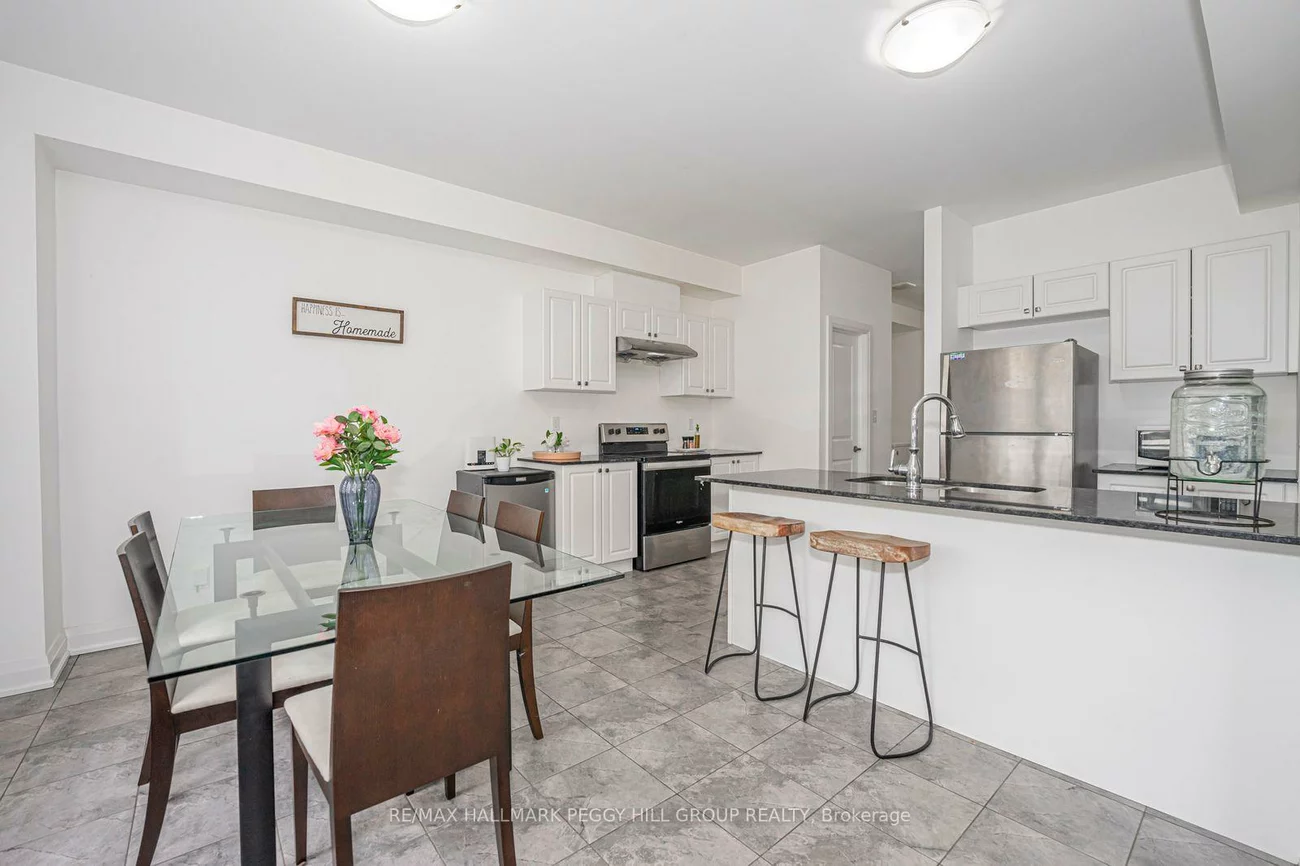 42, Alaskan, Rural Barrie Southwest, Barrie