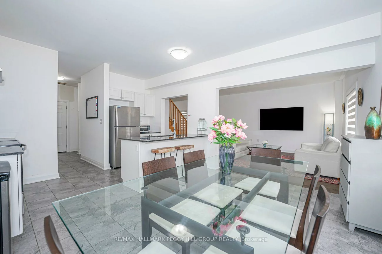 42, Alaskan, Rural Barrie Southwest, Barrie