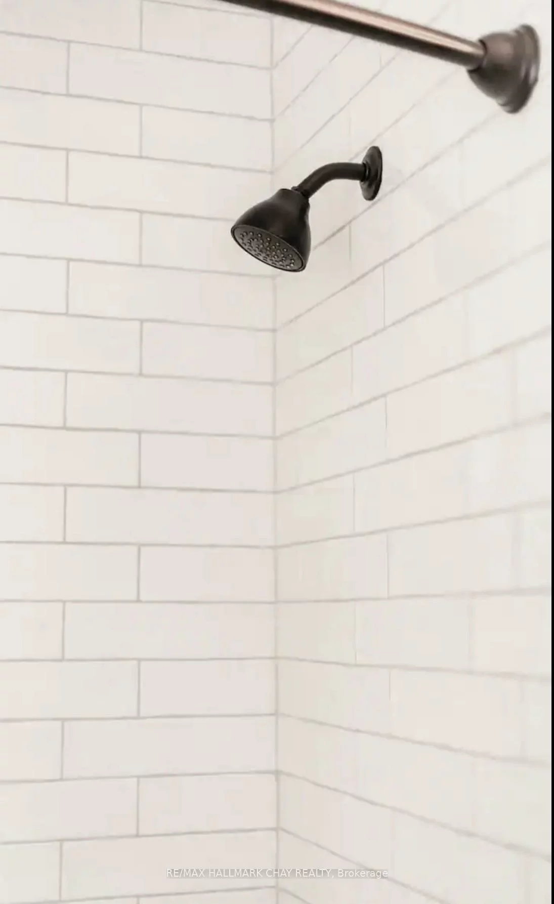 118, Mulcaster, Codrington, Barrie