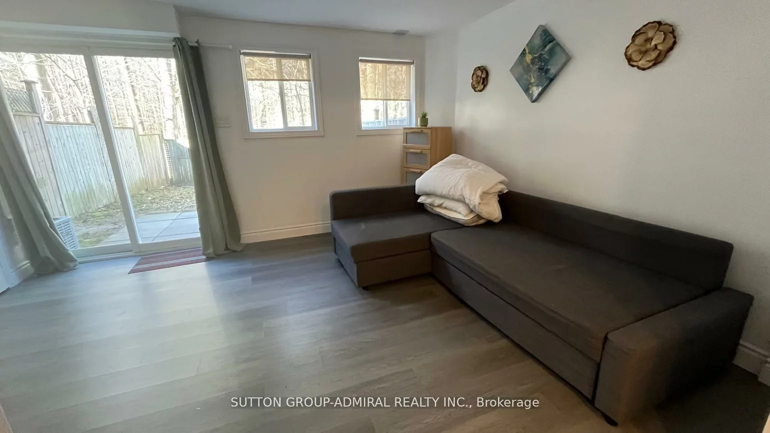 70, Hawthorne, Ardagh, Barrie