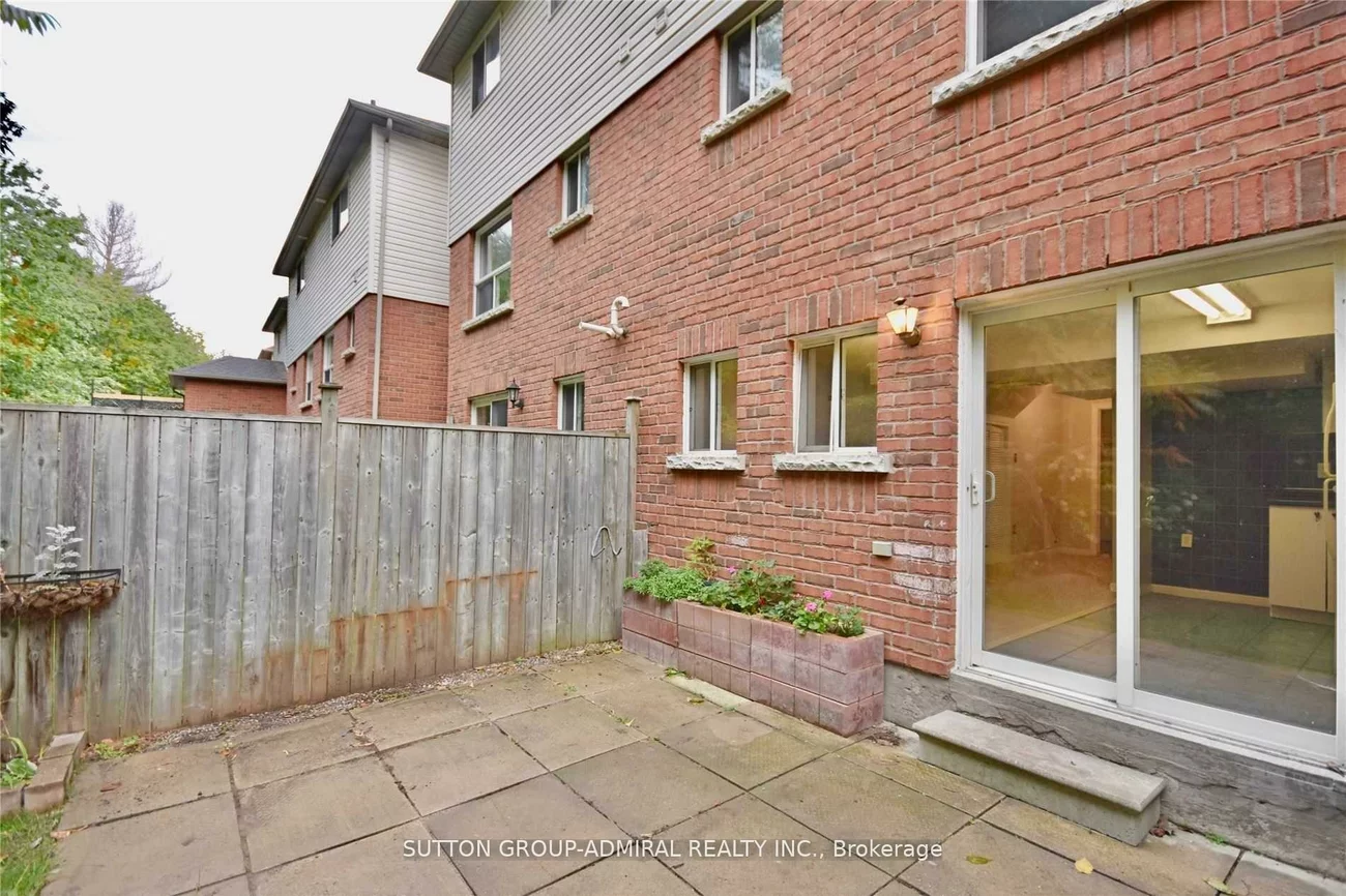 70, Hawthorne, Ardagh, Barrie