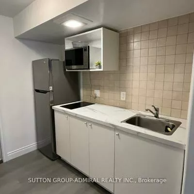 70, Hawthorne, Ardagh, Barrie