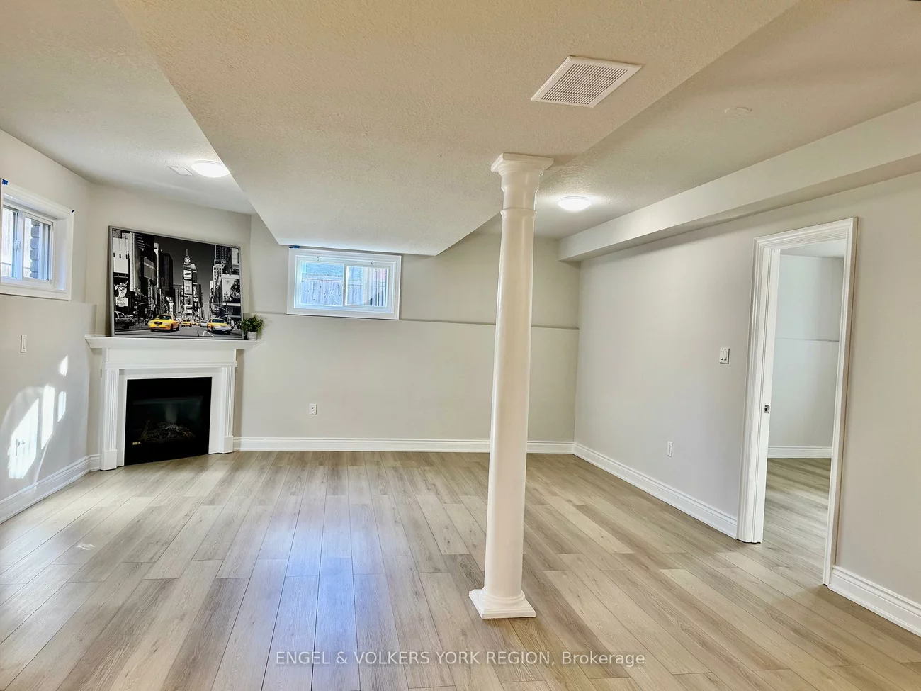 125, Sovereign's, Innis-Shore, Barrie