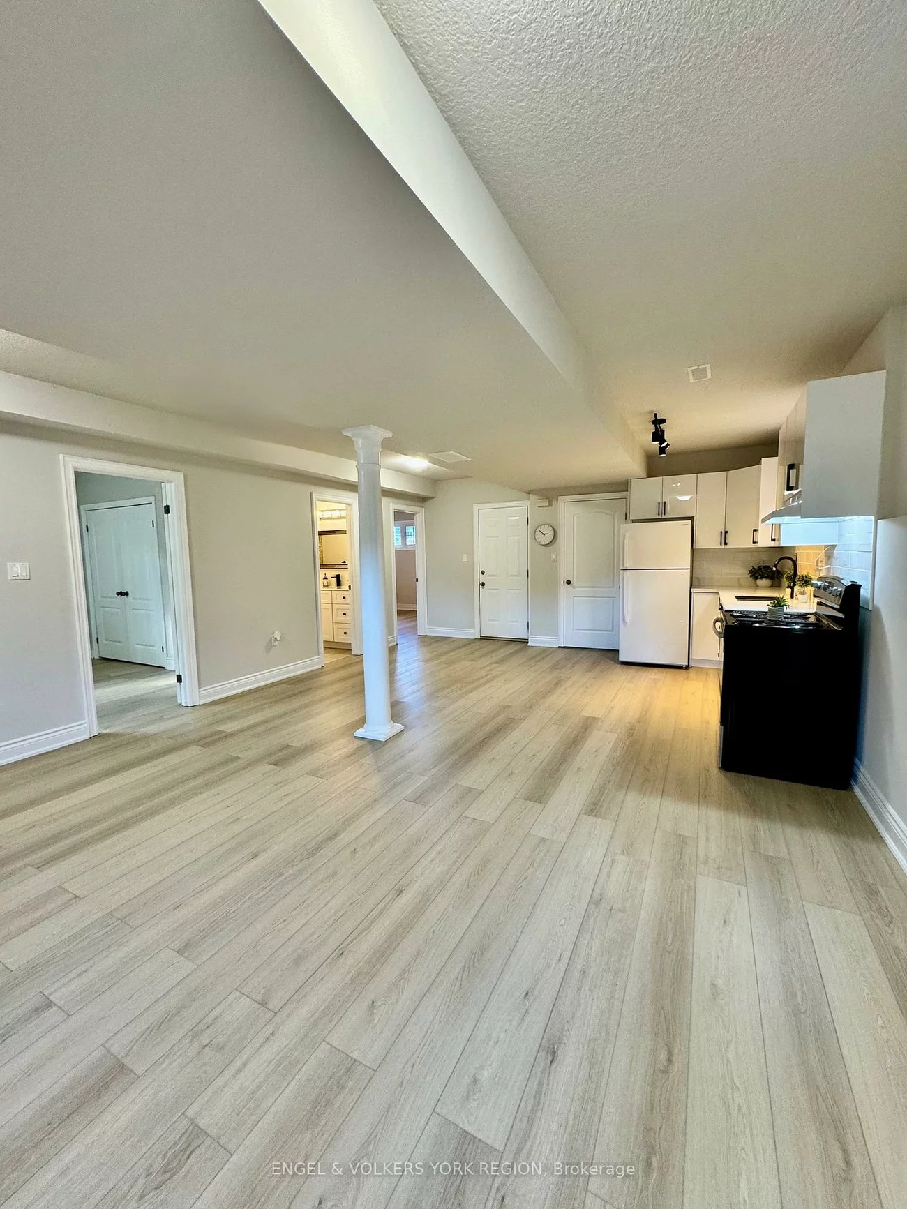 125, Sovereign's, Innis-Shore, Barrie