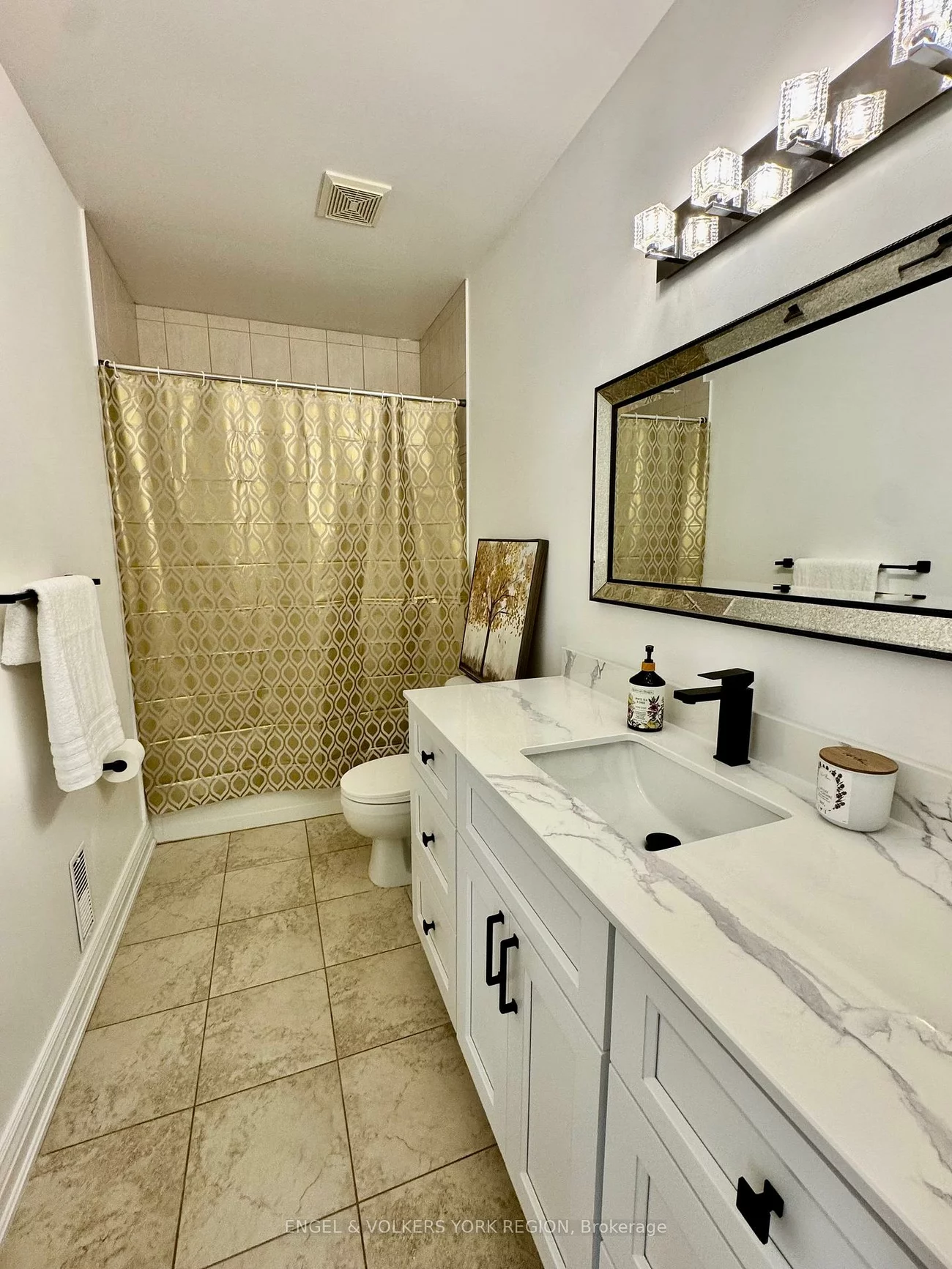 125, Sovereign's, Innis-Shore, Barrie