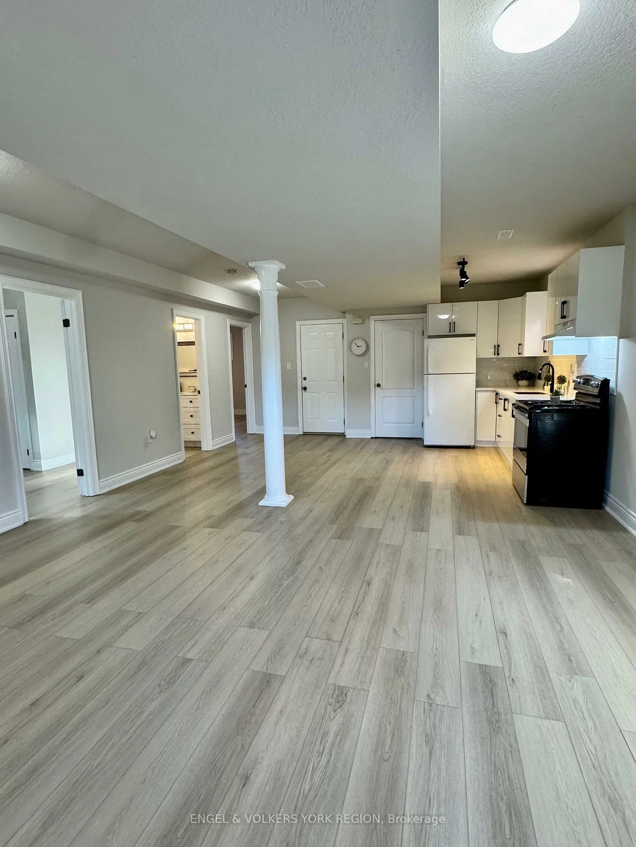 125, Sovereign's, Innis-Shore, Barrie