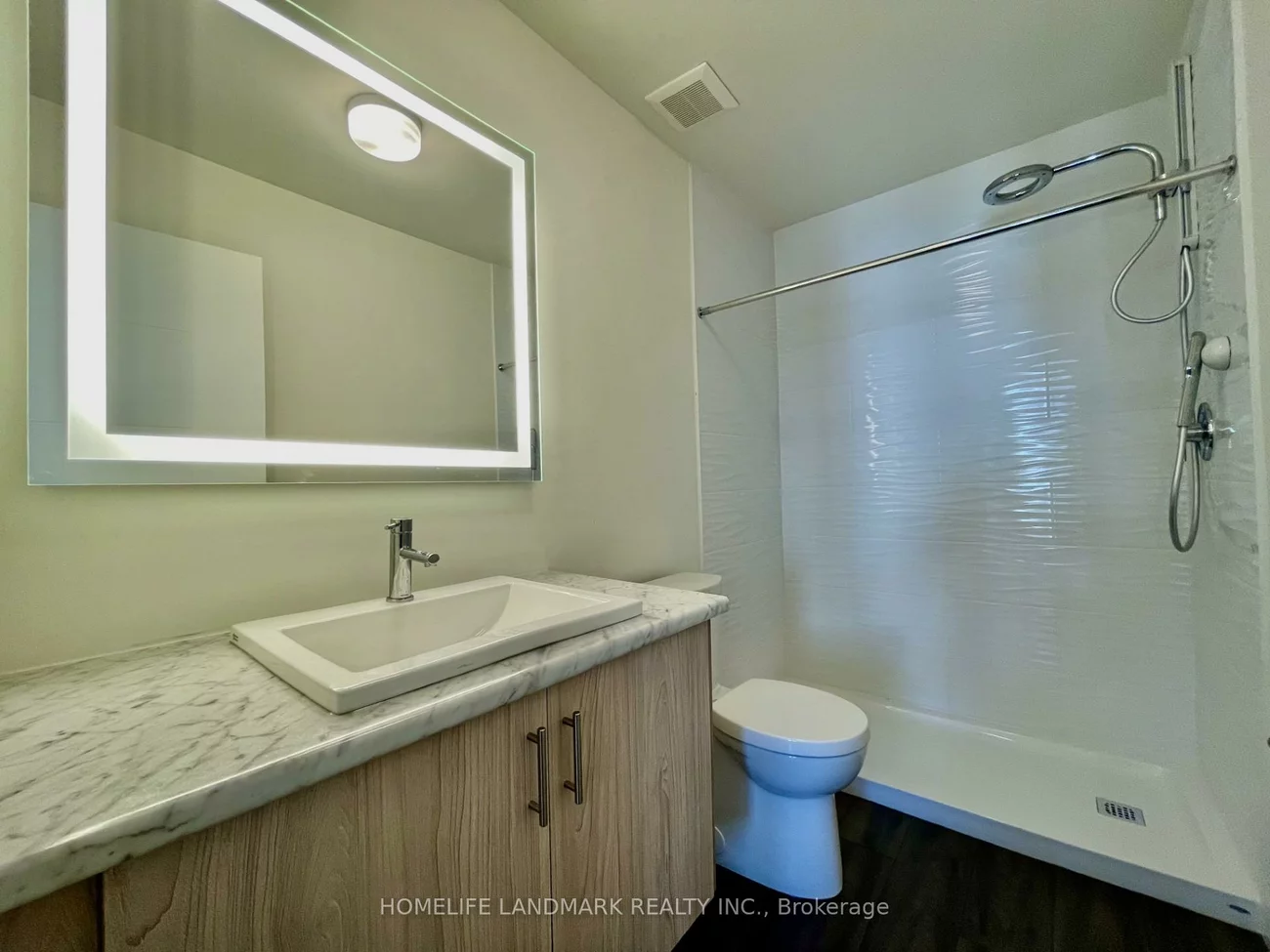 29, Rainwater, Holly, Barrie