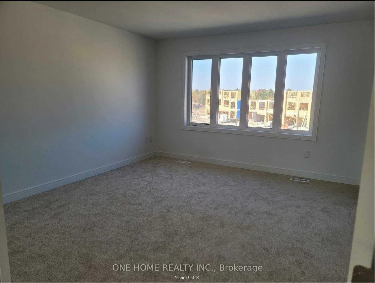 35, Blue Forest, Innis-Shore, Barrie