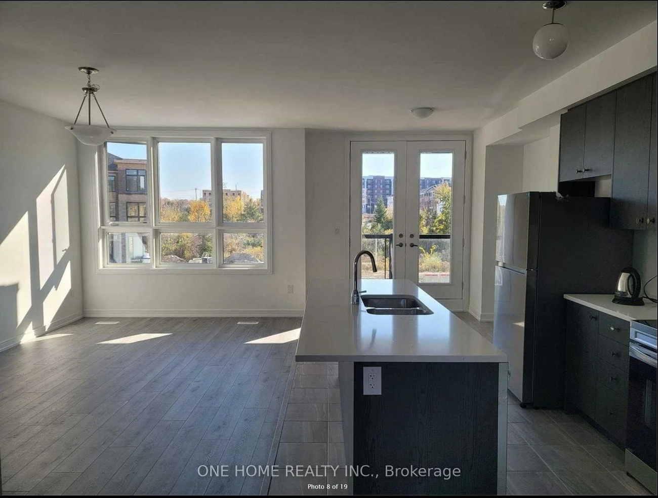 35, Blue Forest, Innis-Shore, Barrie