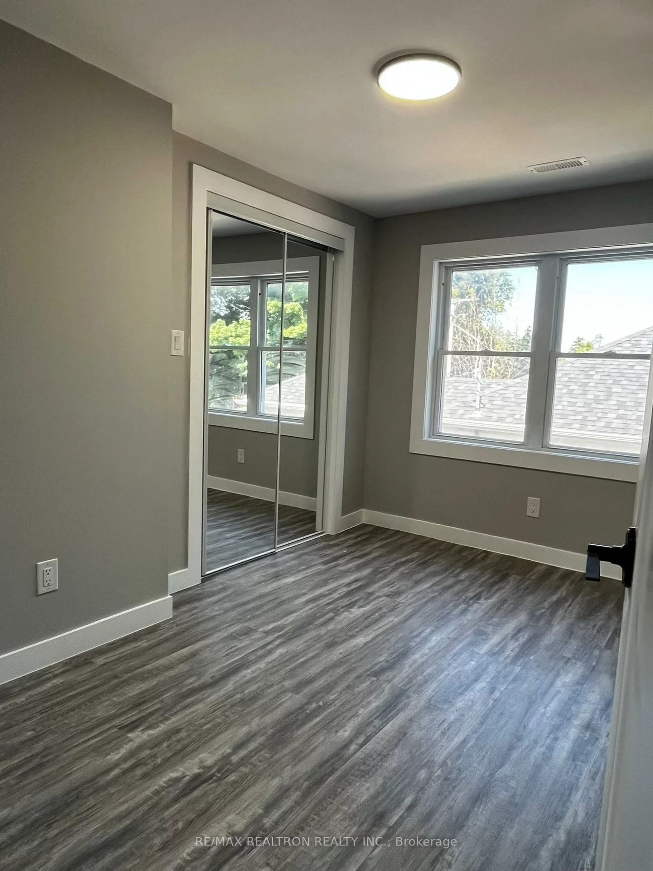 9, Gunn, Wellington, Barrie