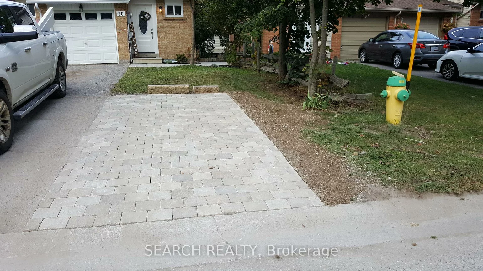 70-A, Chaucer, Letitia Heights, Barrie