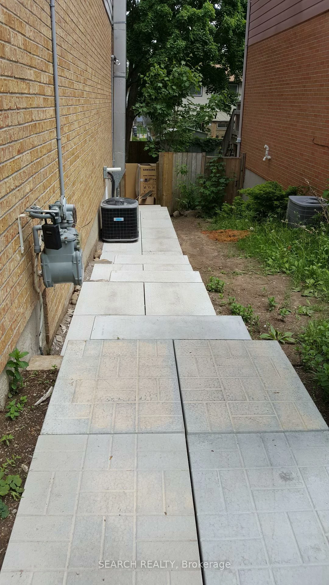 70-A, Chaucer, Letitia Heights, Barrie