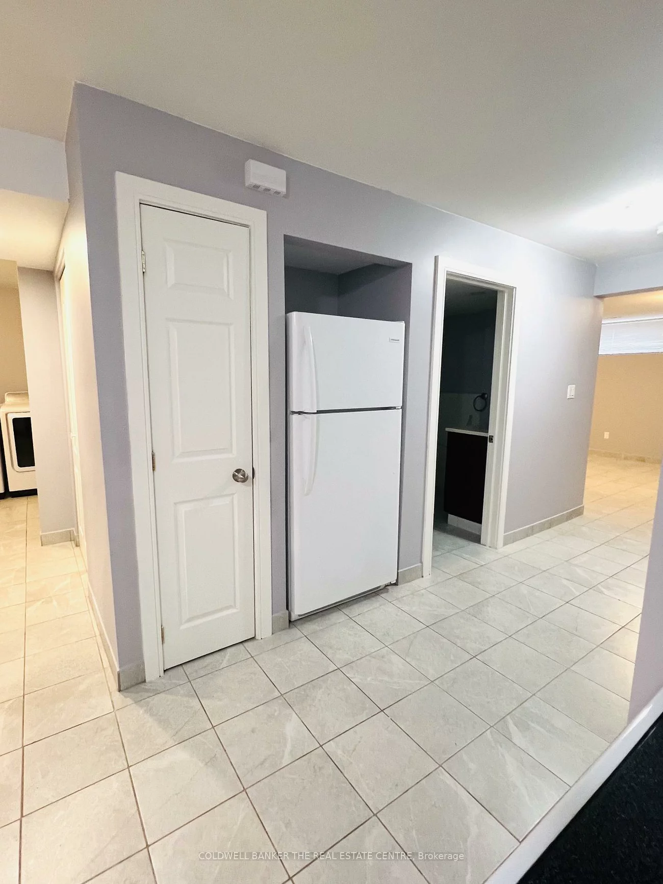 208, Wellington, Wellington, Barrie