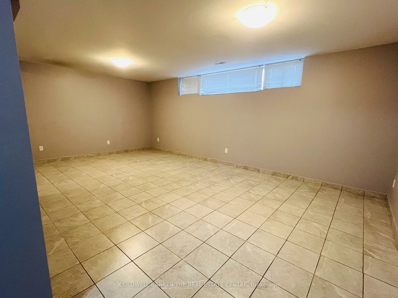 208, Wellington, Wellington, Barrie