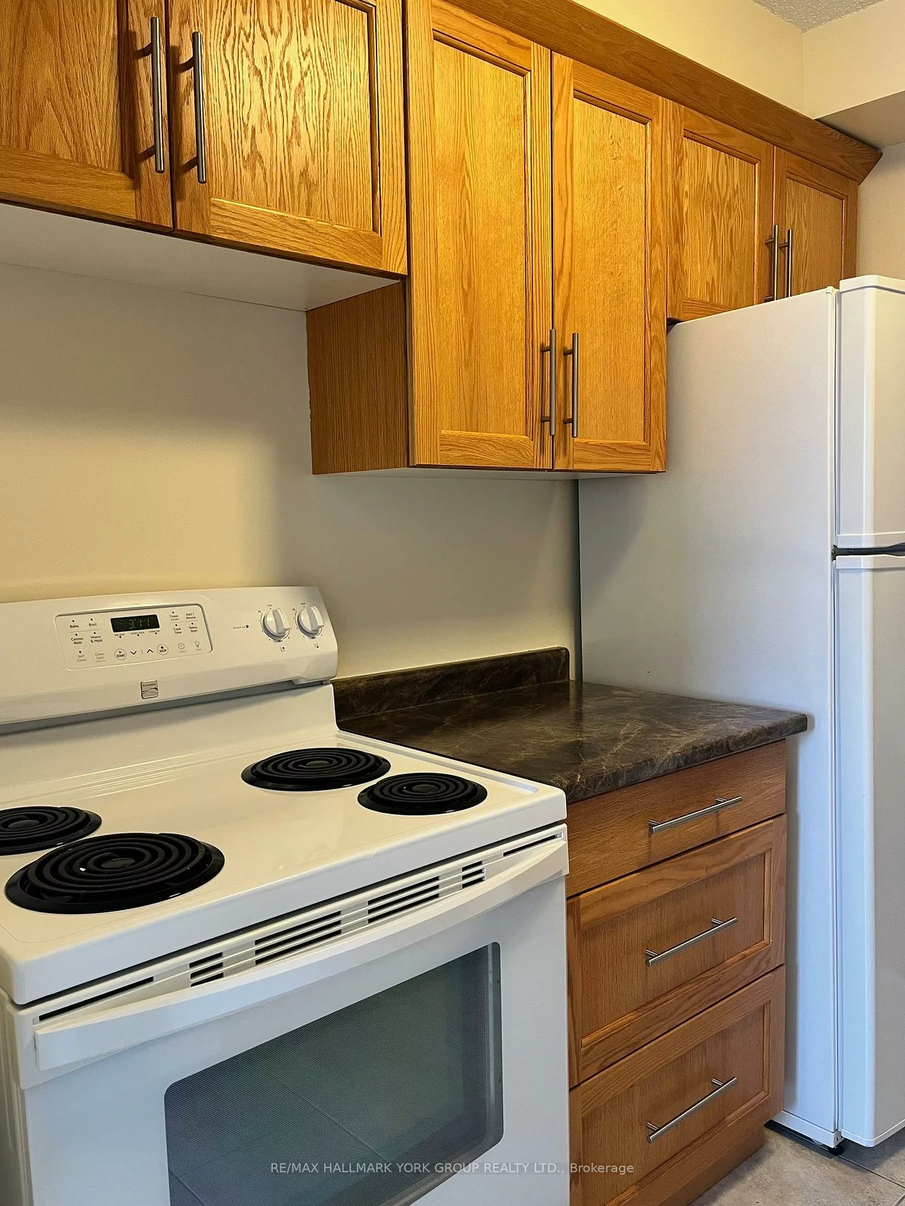 262, Rose, Wellington, Barrie