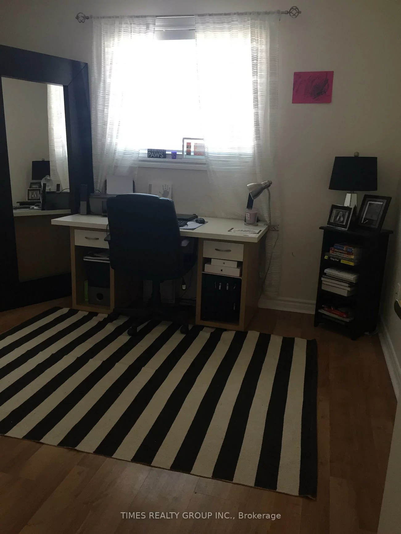 30, Claire, Painswick South, Barrie