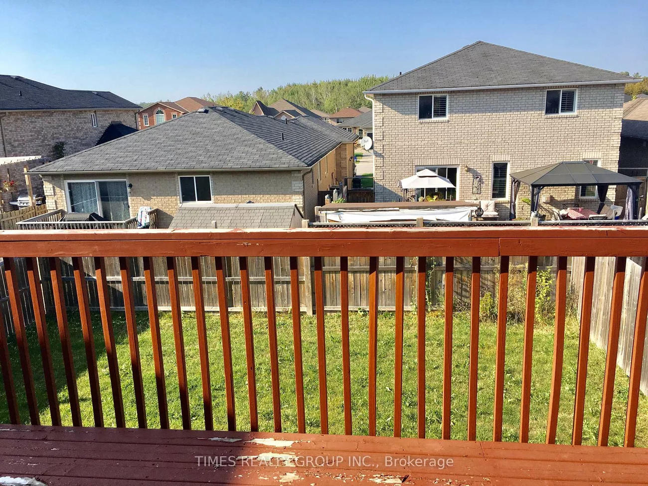 30, Claire, Painswick South, Barrie