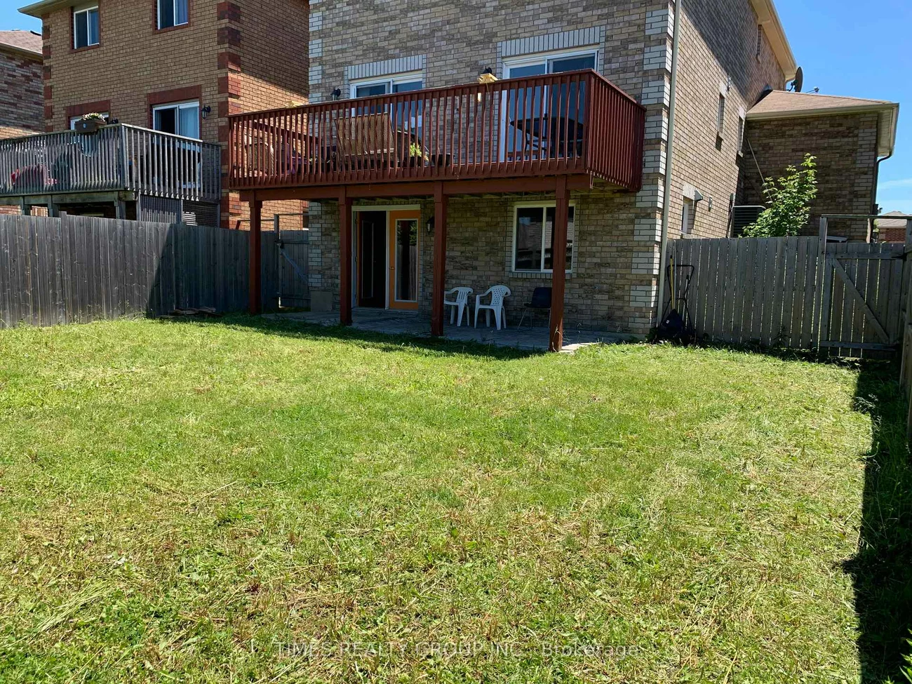 30, Claire, Painswick South, Barrie
