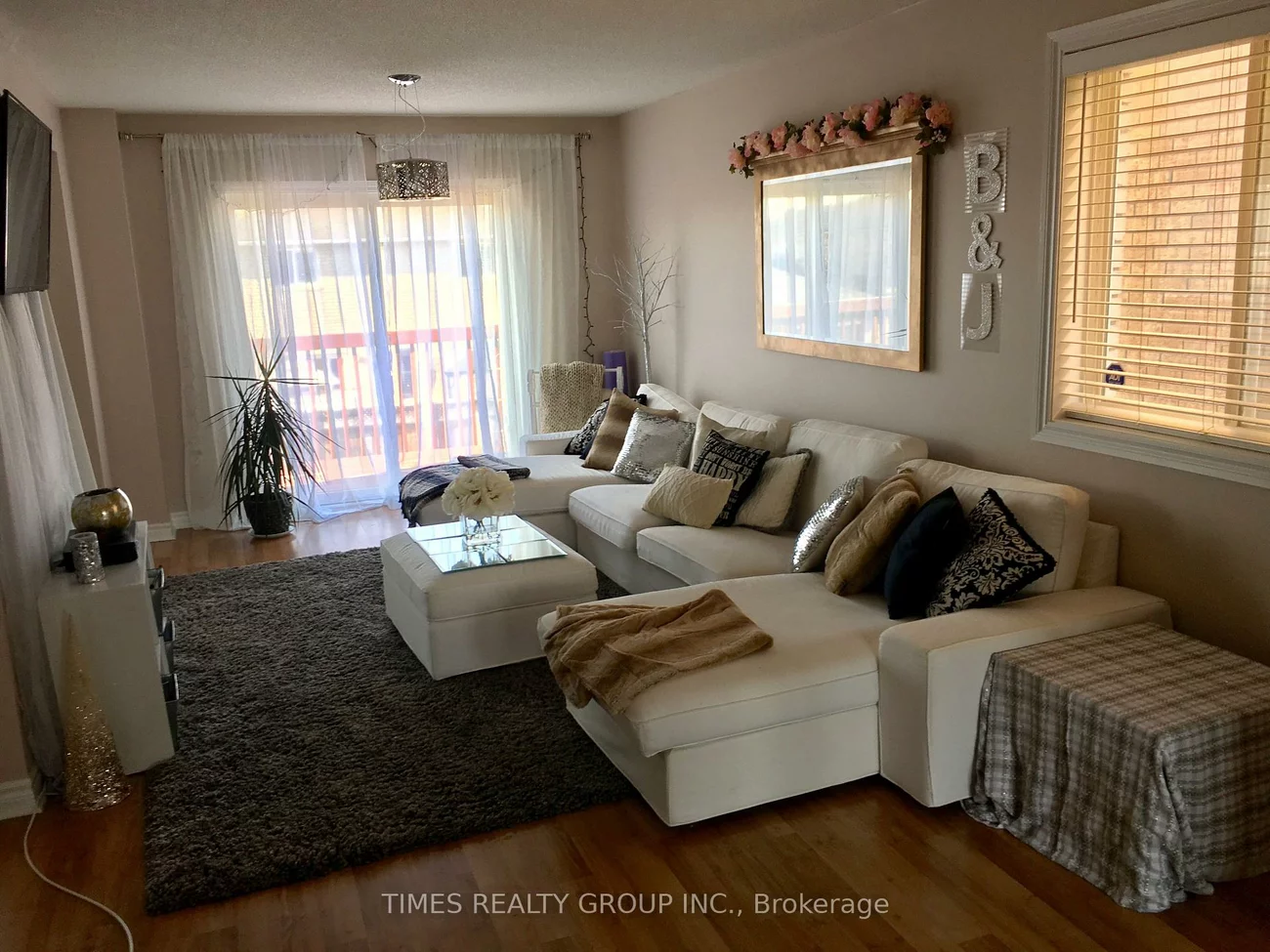 30, Claire, Painswick South, Barrie