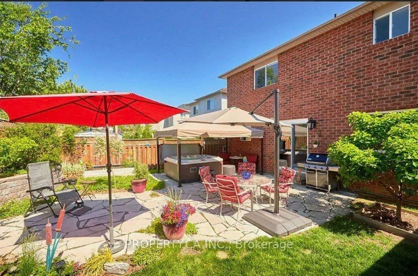 12, Wice, Holly, Barrie