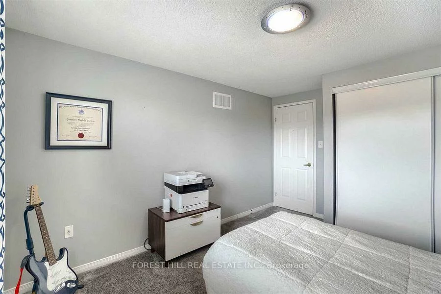 46, Lions Gate Blvd, Little Lake, Barrie