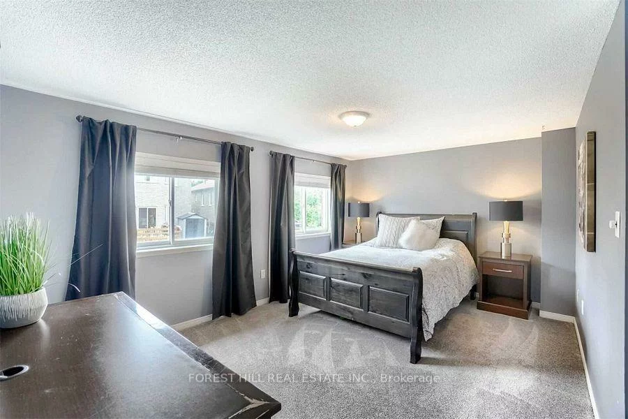 46, Lions Gate Blvd, Little Lake, Barrie