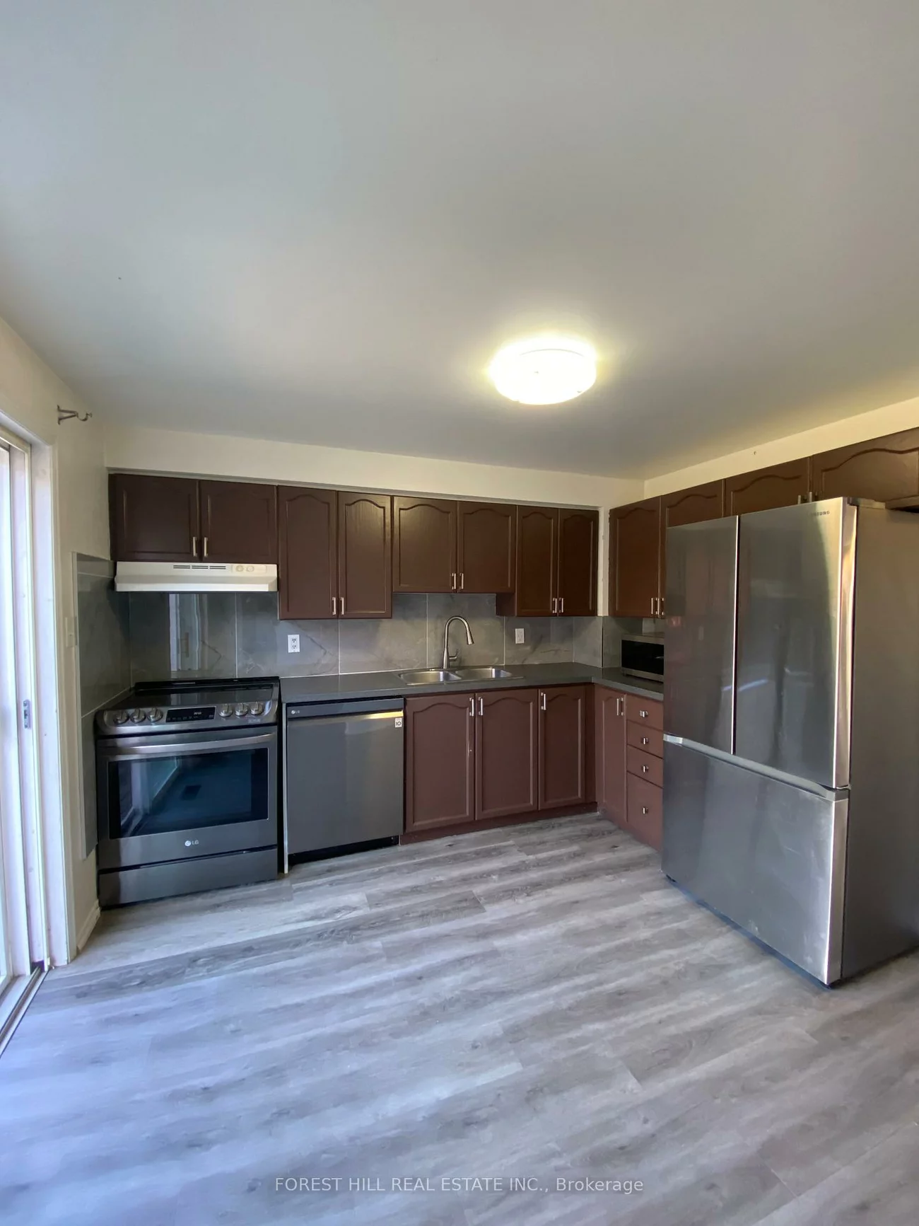 46, Lions Gate Blvd, Little Lake, Barrie